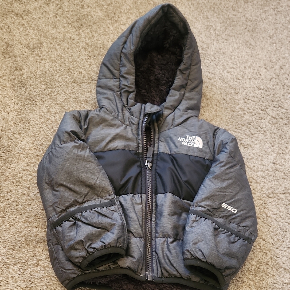 The North Face Charcoal and Black Puffer Jacket Infant Sz 6-12M